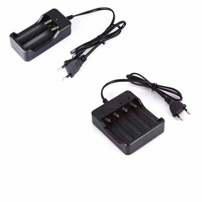 Chargeur AC avec Prise pour batteries Lithium-ion Rechargeable 18650