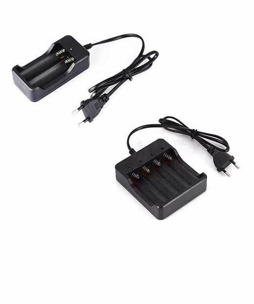 Chargeur AC avec Prise pour batteries Lithium-ion Rechargeable 18650