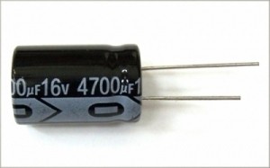Condensateur électrolytique aluminium 4700, 16V dc