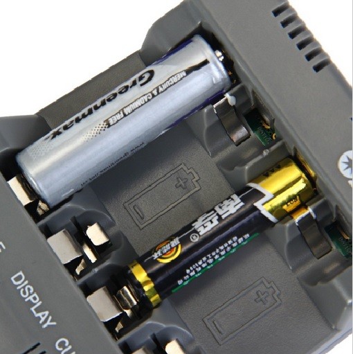 Opus BT-C700 chargeur batteries NiCd NiMh Intélligent doté d'un LCD numérique AAA 16340 RCR123 14500 AA 4 Slots